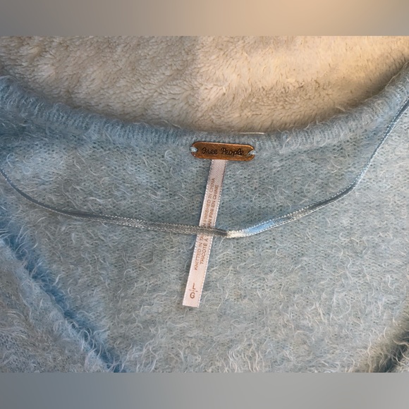 Free People Powder Blue Oversized V-neck Eyelash Sweater - Picture 4 of 4